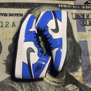 ❌SOLD❌ Jordan 1 Signal Blue
